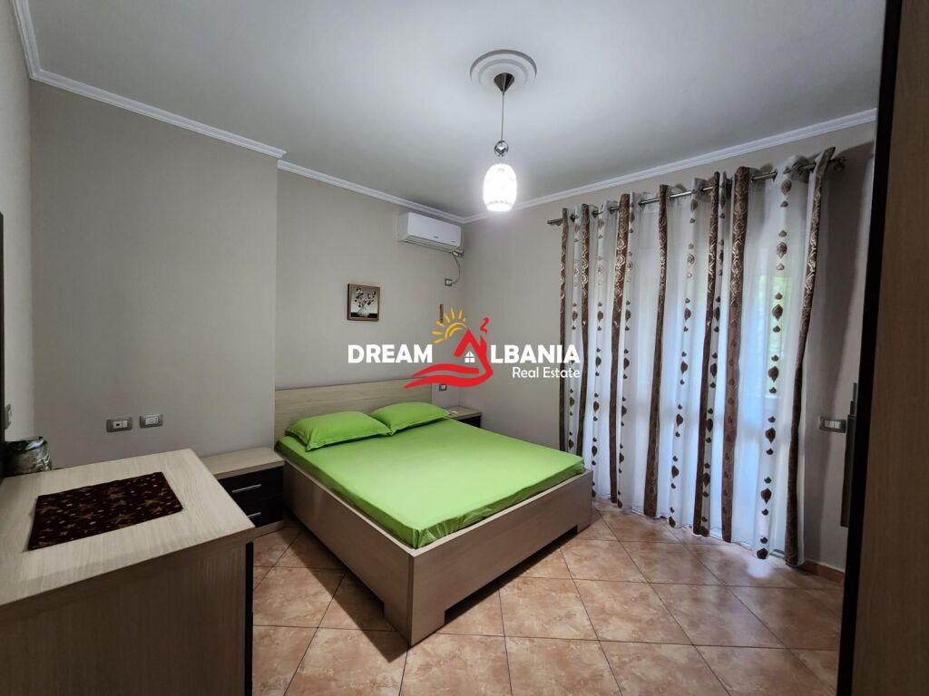Apartment 2+1+2 for rent on Kavaja Street near the Mosque.(ID 42215558)