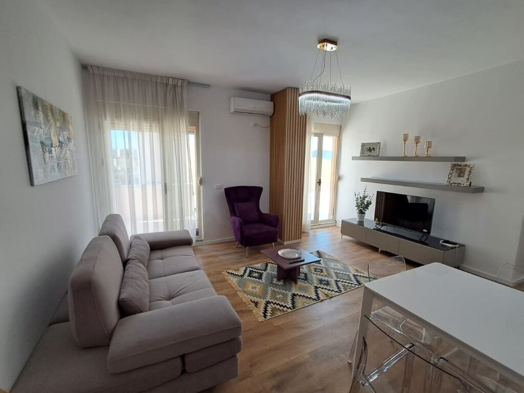 VENDESI APPARTAMENTO 2+1 CON VERANDA 97 M² A PLEPA