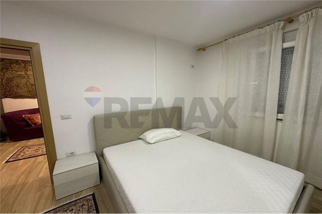 Apartment 2+1+2 for rent near Hotel Mondial, 21 Dhjetori.