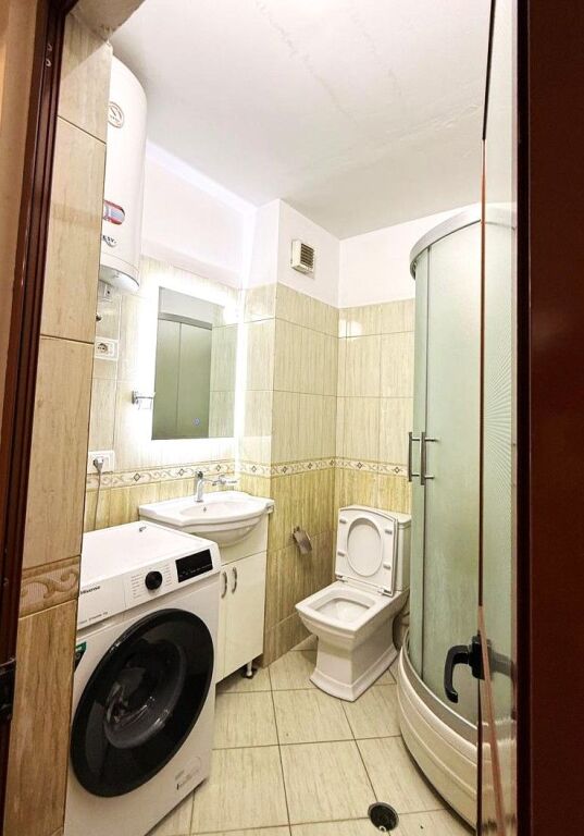 🏡 Appartamento 1+1 in Vendita – Via Ali Demi (vicino al Nuovo Mercato Elettrico), Tirana