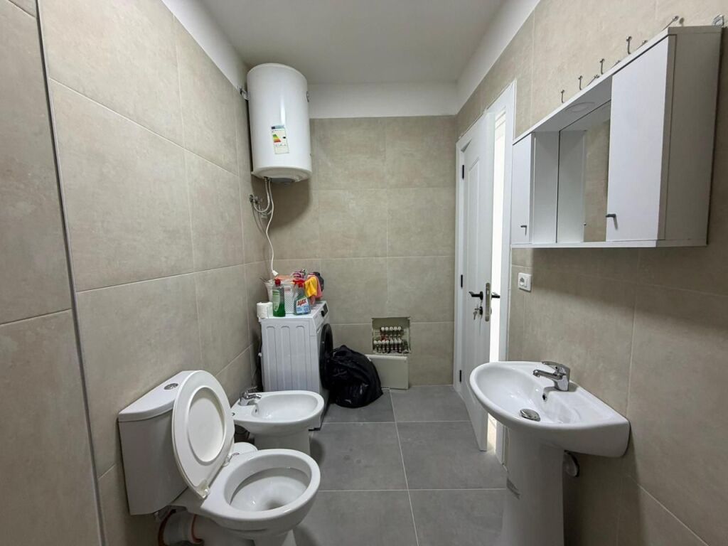 Appartamento 1+1 in affitto a Golem, Durrës.