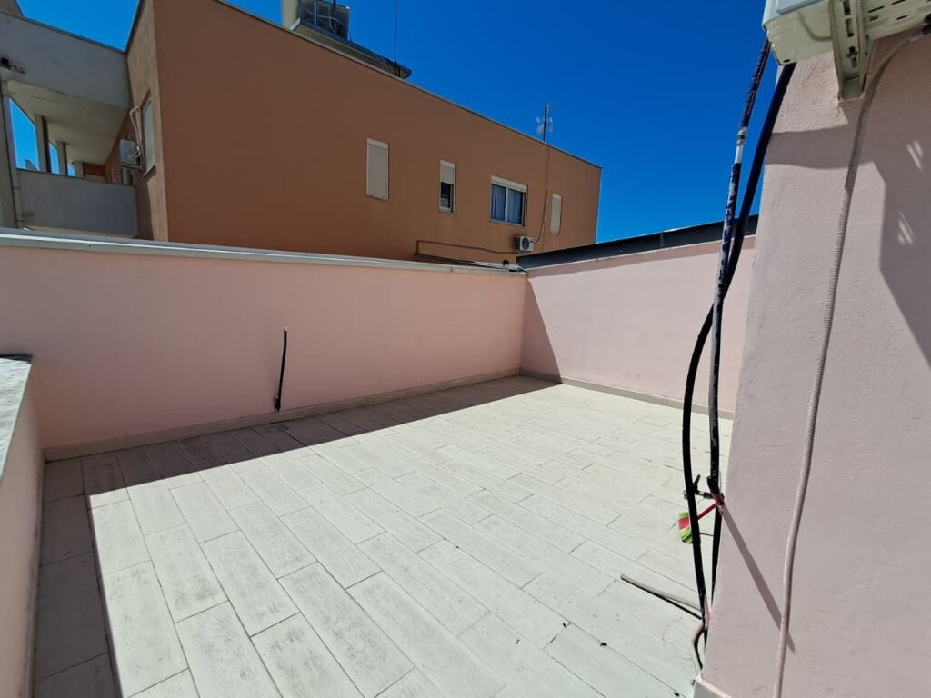 VENDESI APPARTAMENTO 2+1 CON VERANDA 97 M² A PLEPA