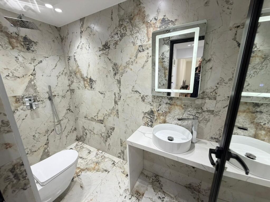 🏡 Super Appartamento 1+1 in Vendita  📍 Presso la Scuola di Balletto, di fronte al Ponte dei Tabakëve💶 Prezzo: 139.000 €
