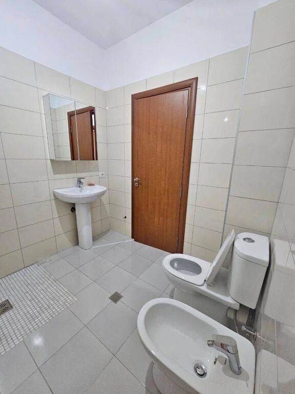 APPARTAMENTO 1+1. 35000 LEKE.FRESK