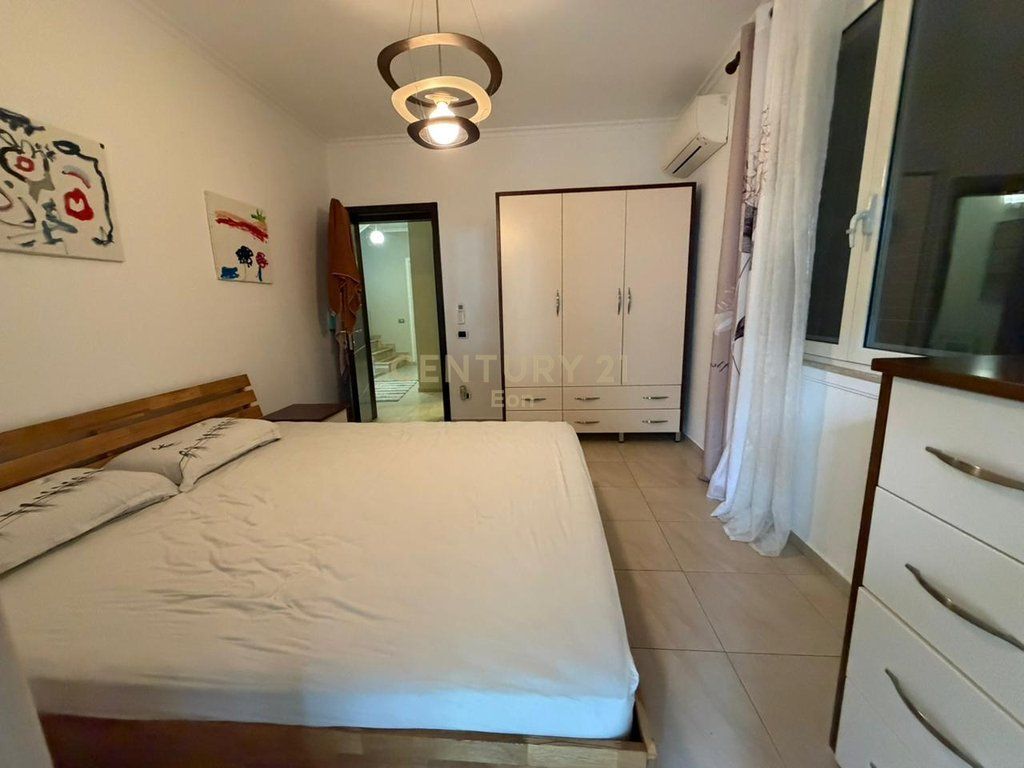 Villa in Vendita a Qerret !