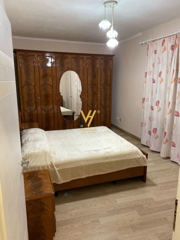 SHITET APARTAMENT 2+1+BLK TEK AMBASADA JUGOSLLAVE 20.000.000 LEKE