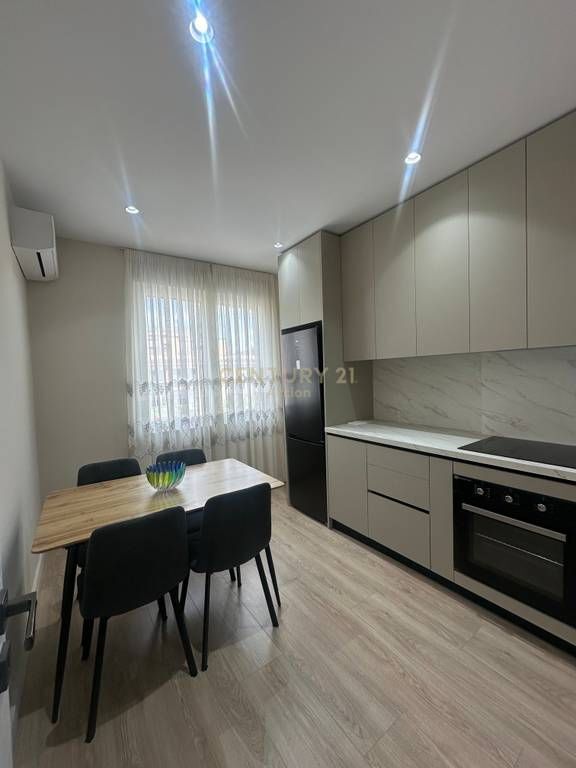 🏡 Jepet me qira apartament 1+1-Rruga e Durresit