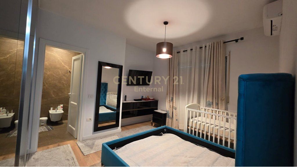 Appartamento 2+1+2 al Complesso 'Panorama' 287.000 €