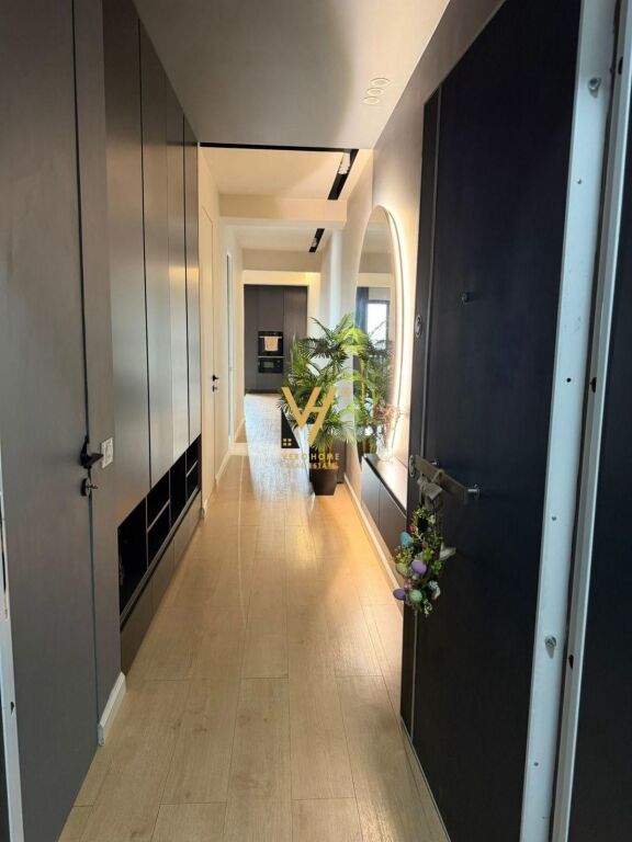 VENDESI APPARTAMENTO 2+1+2+BLK PRESSO ARLIS, FARMACIA 10-325.000 EURO