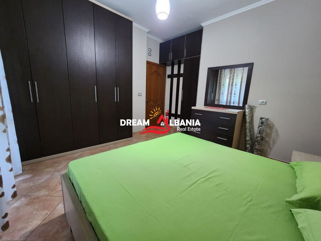 Apartment 2+1+2 for rent on Kavaja Street near the Mosque.(ID 42215558)