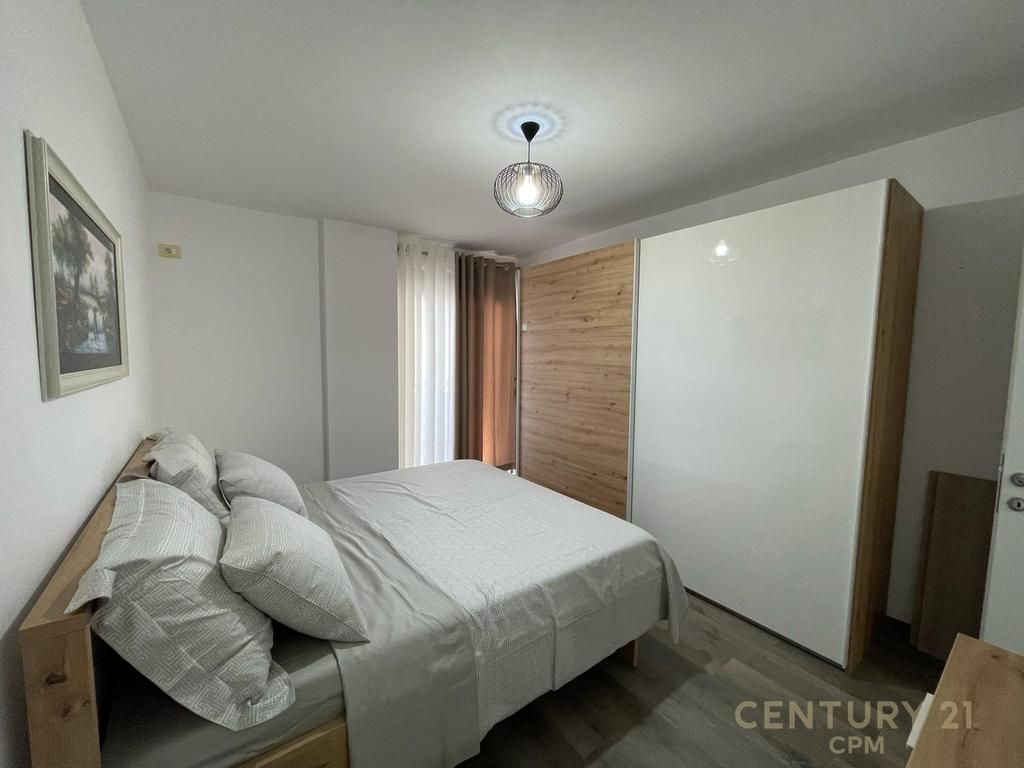 FOR RENT 1+1 APARTMENT NEAR THE DRY LAKE !