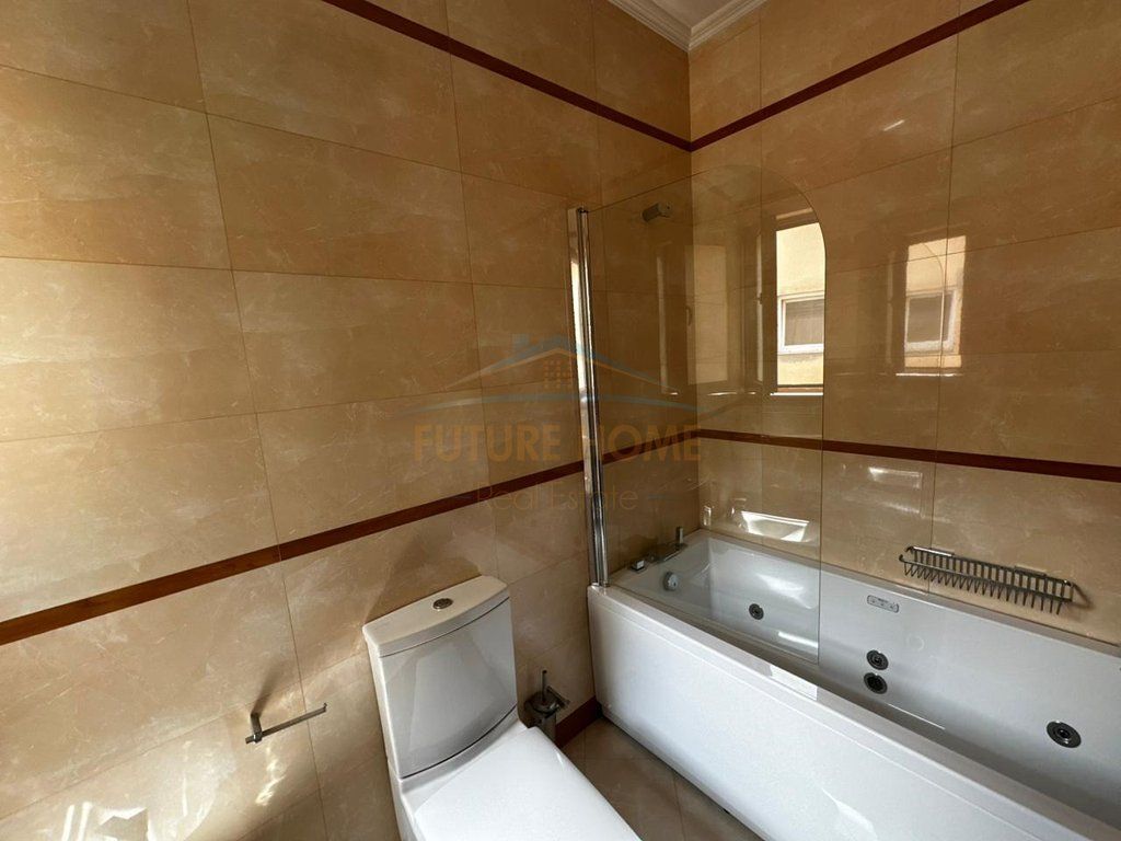 Qira, Apartament 4+1+3, Blloku, Tiranë