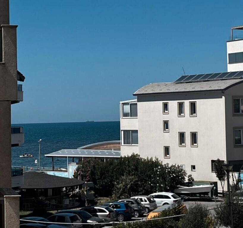 Affitasi apartamento 2+1+2 a Volga Durazzo