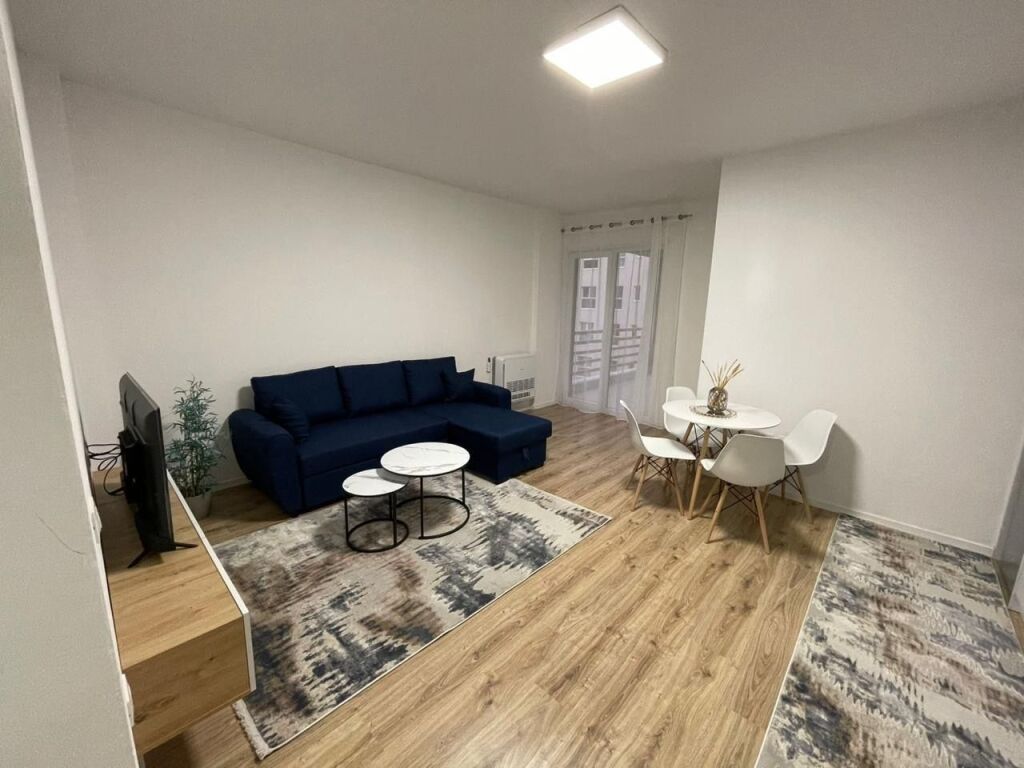 Appartamento 1+1 in affitto presso Aura