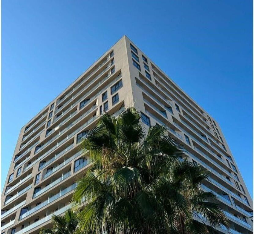 Locale per Uffici in Affitto | Golden Tower Residence – Mine Peza