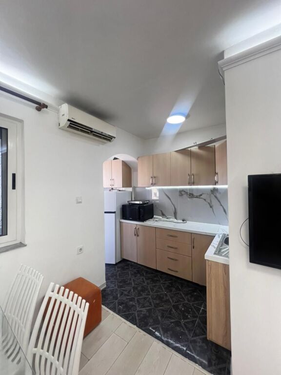 FOR RENT 2+1 APARTMENT NEAR FLAGSHIP CENTER, DURRES