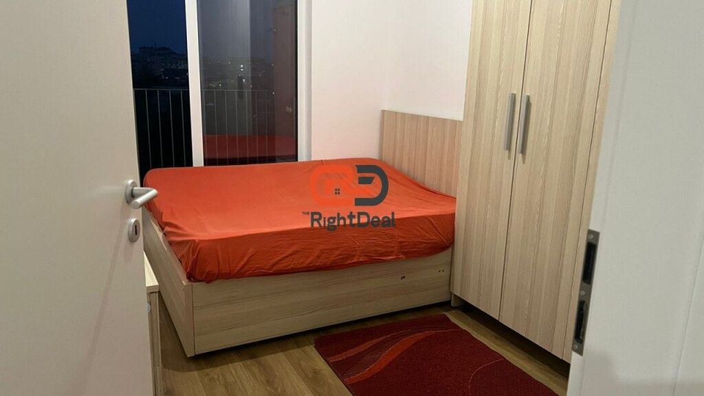 Ne Fresk, Shitet Apartament 1+1, Ideal Per Banim!!!