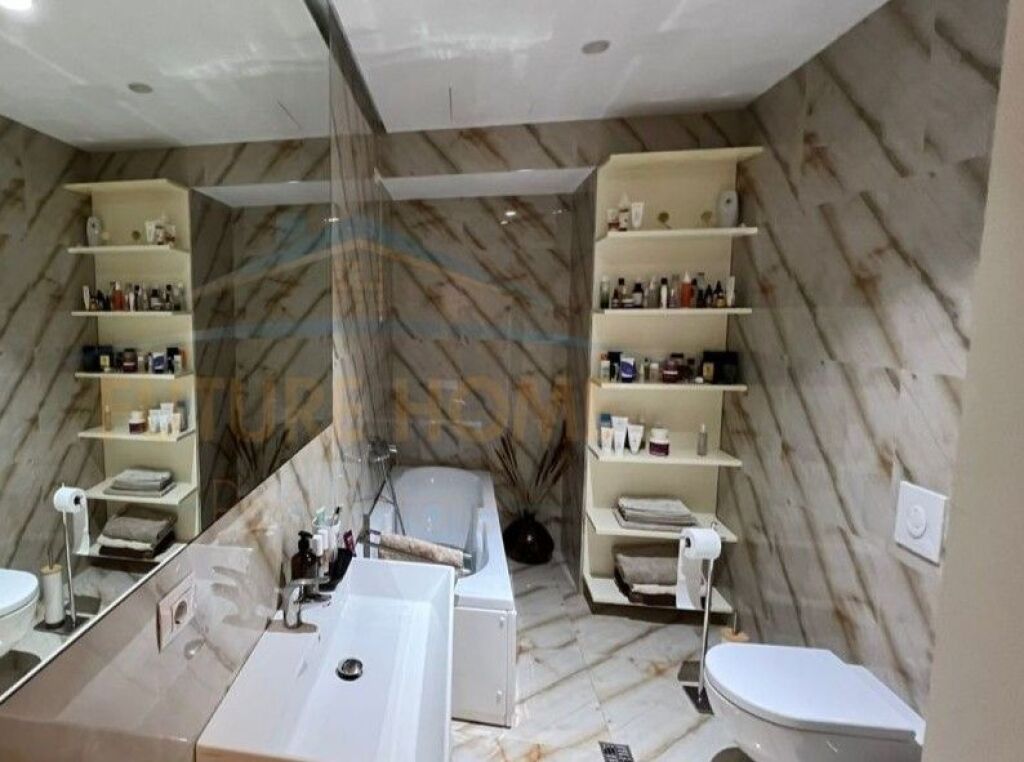 Luxurious apartment 2+1+2 for rent Ambasador 3