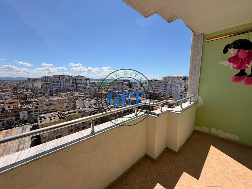 Apartment 3+1+2 for Sale | Small Market, Durrës