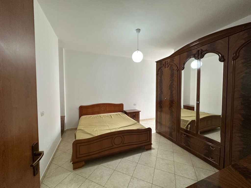 Affittasi Appartamento 3+2 Bagni +2 Balconi