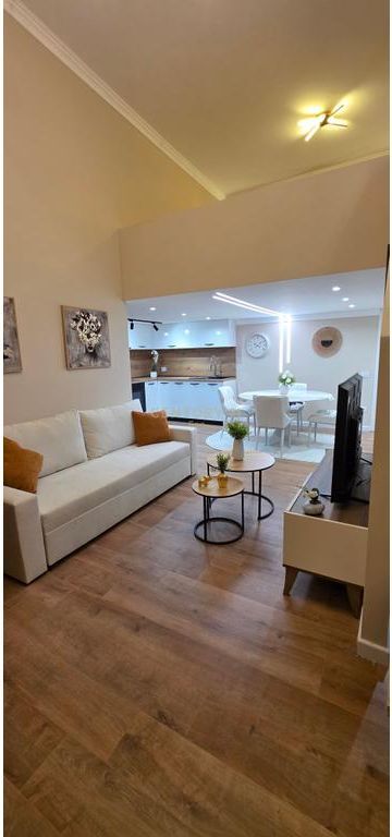 APARTAMENT/DUPLEX PER SHITJE , PLAZH, DURRES !
