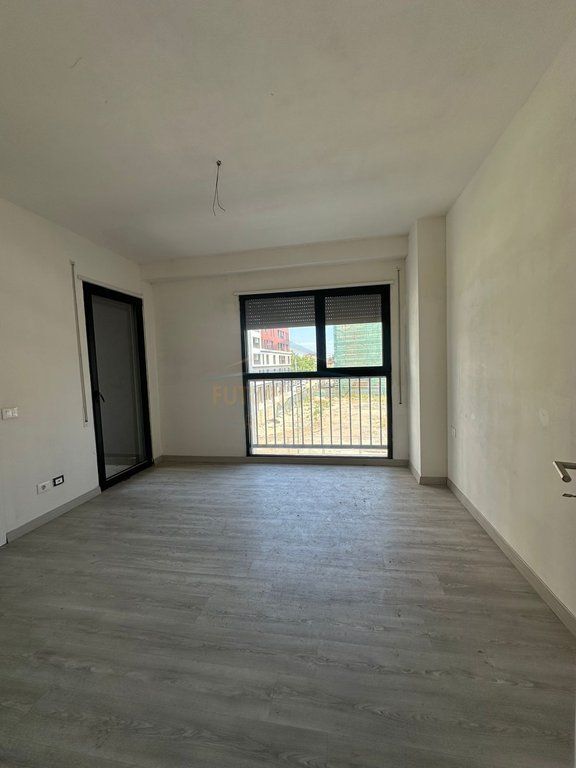 Shitet Apartament 3+1+2 , Bulevardi i Ri , Tirane.