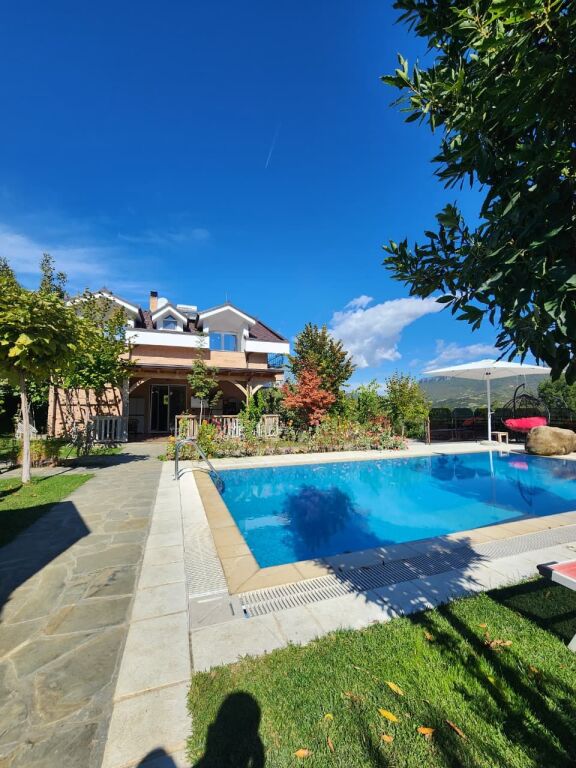 🛕FOR SALE: ✨ Magical Villa, One of a Kind Ever Offered on the Market with 5400 m² of Land and 300 m² of Construction📍( BËRZHITË - IBË ) Featuring a BLUE Pool 🔵