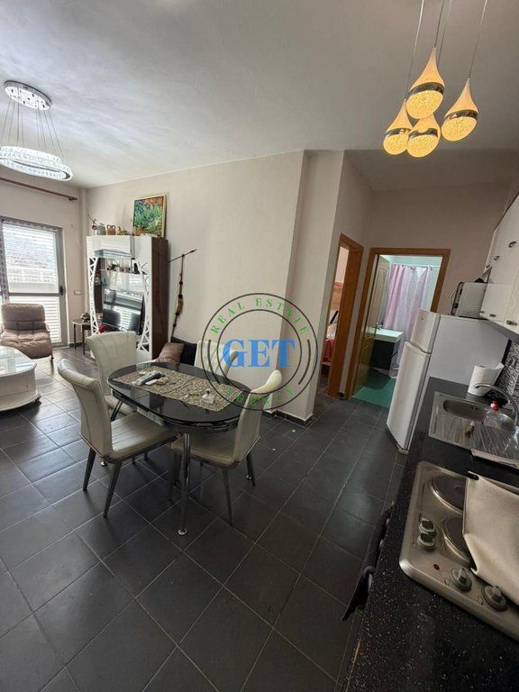 Shitet Apartament 1+1 | Shkëmbi i Kavajës, Durrës