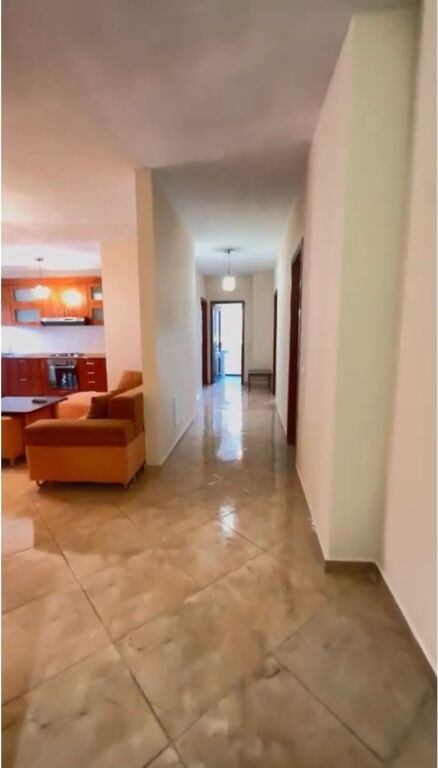 2+1, a Kolombi lago asciutto, 600 euro, offerto anche parcheggio extra 100 euro