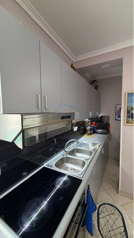 Shitet, Apartament 2+1+2, Fresk