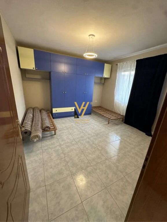 INGRESSO 2+1 IN AFFITTO A SHKOZE 400 EURO