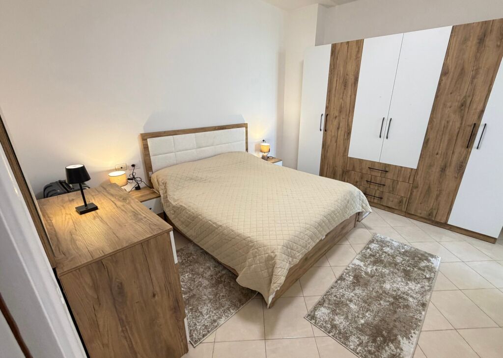 Apartment 2+1 for rent in Yzberisht near the bakery nela 6