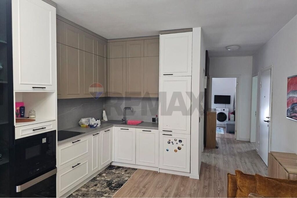 Appartamento 2+1+2 balconi in vendita ad Astir