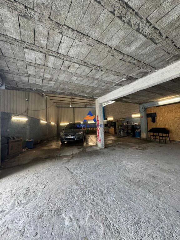 JEPET ME QERA AMBIENT 300M2 "SAUK" 1000 EURO