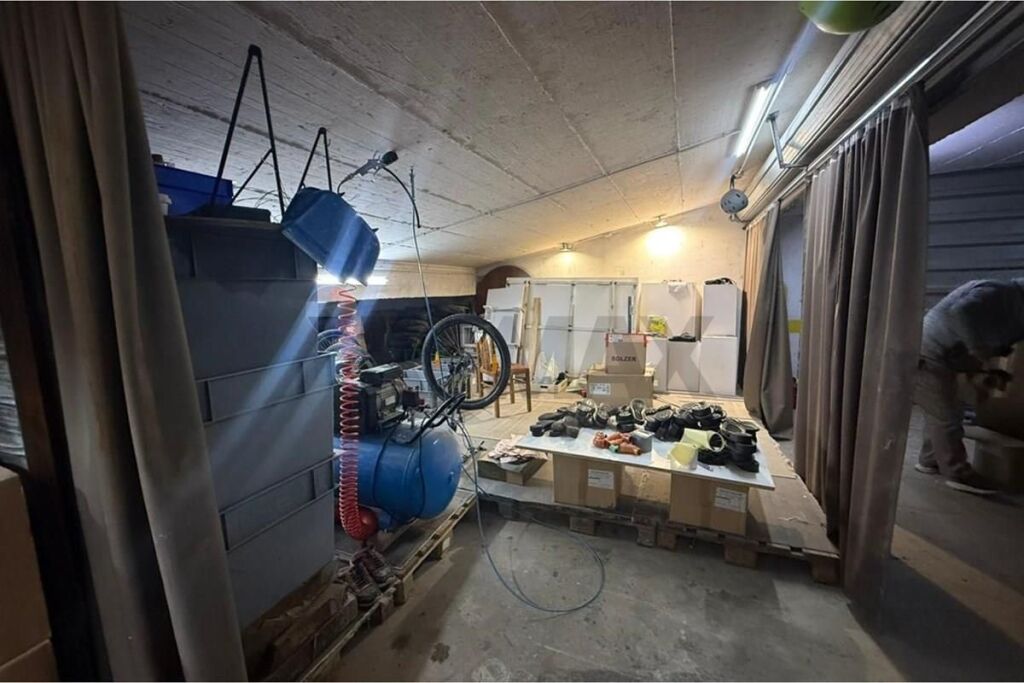 Garage - In Affitto - Via Jordan Misja, Tirana