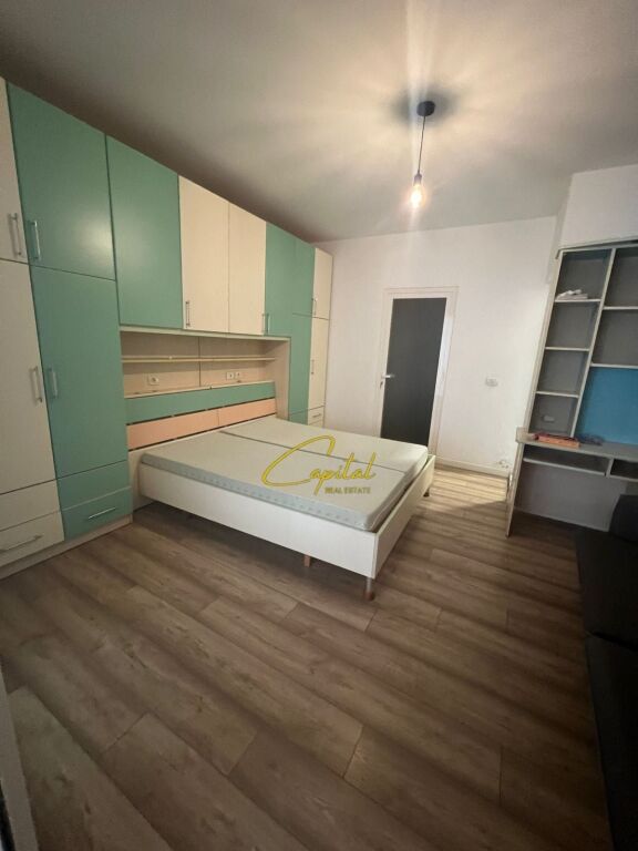 APARTAMENT EM QIRA 1+1 RRUGA E BARRIKADAVE 50.000 LEKE