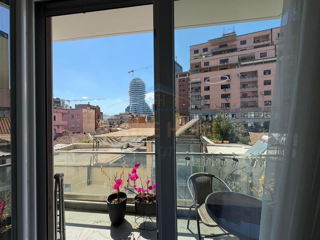 Affitto, Appartamento 1+1, Centro, Tirana.