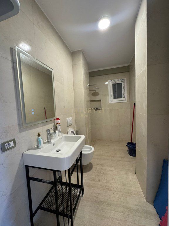 Apartament 1+1 Për Shitje në Plazh, Durrës !