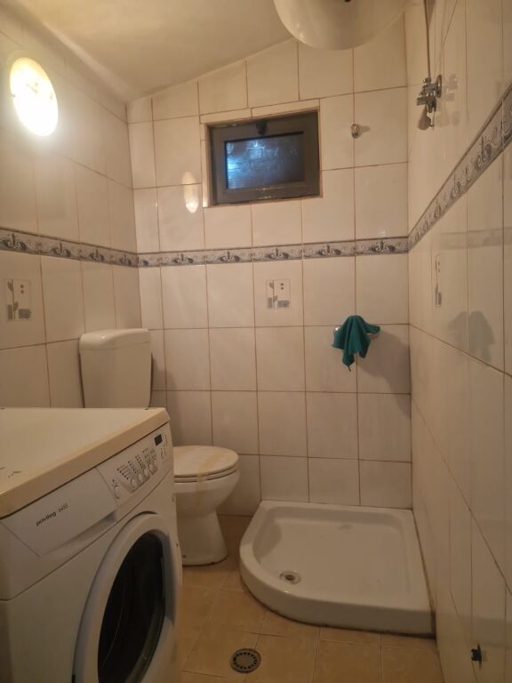2+1 apartment for rent near Rruga e Durrsit