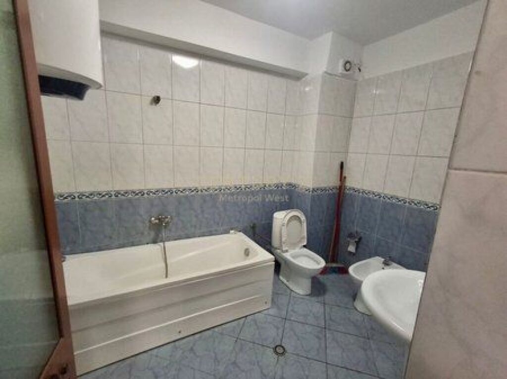 For sale 3+1+2 near "Petro Nini Luarasi", Margarita Tutulani St.– Elite Location!
