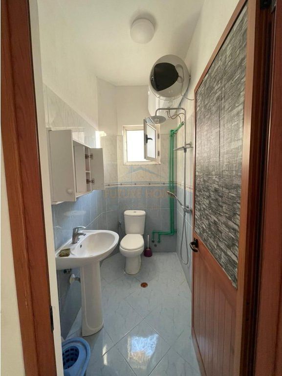 Affitto, Appartamento 2+1+2+Balcone+Posto Auto, Kodra e Priftit.
