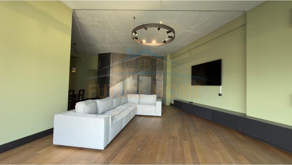 Qera, Apartament 3+1+2+2 Poste Parkimi, Unaza e Re