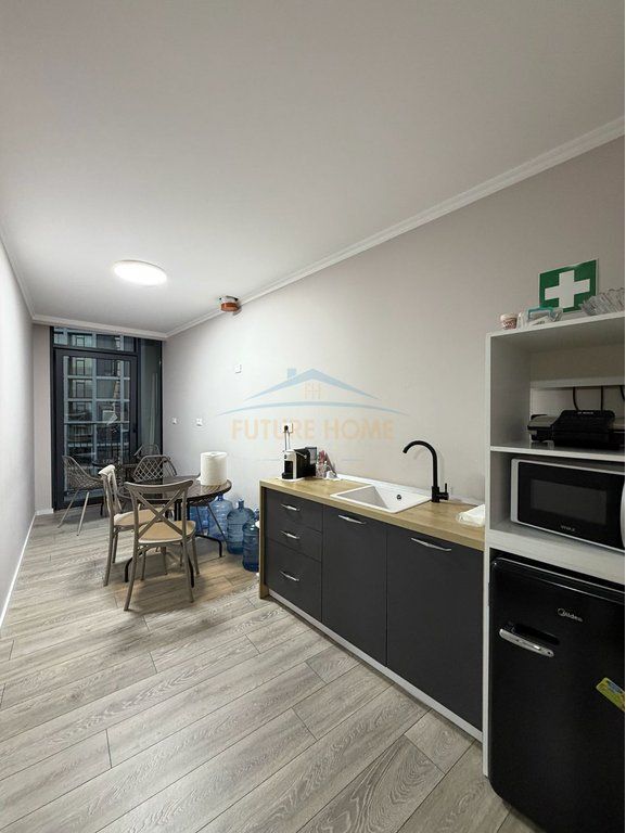 Affitto spazio per ufficio in Lake View Residence