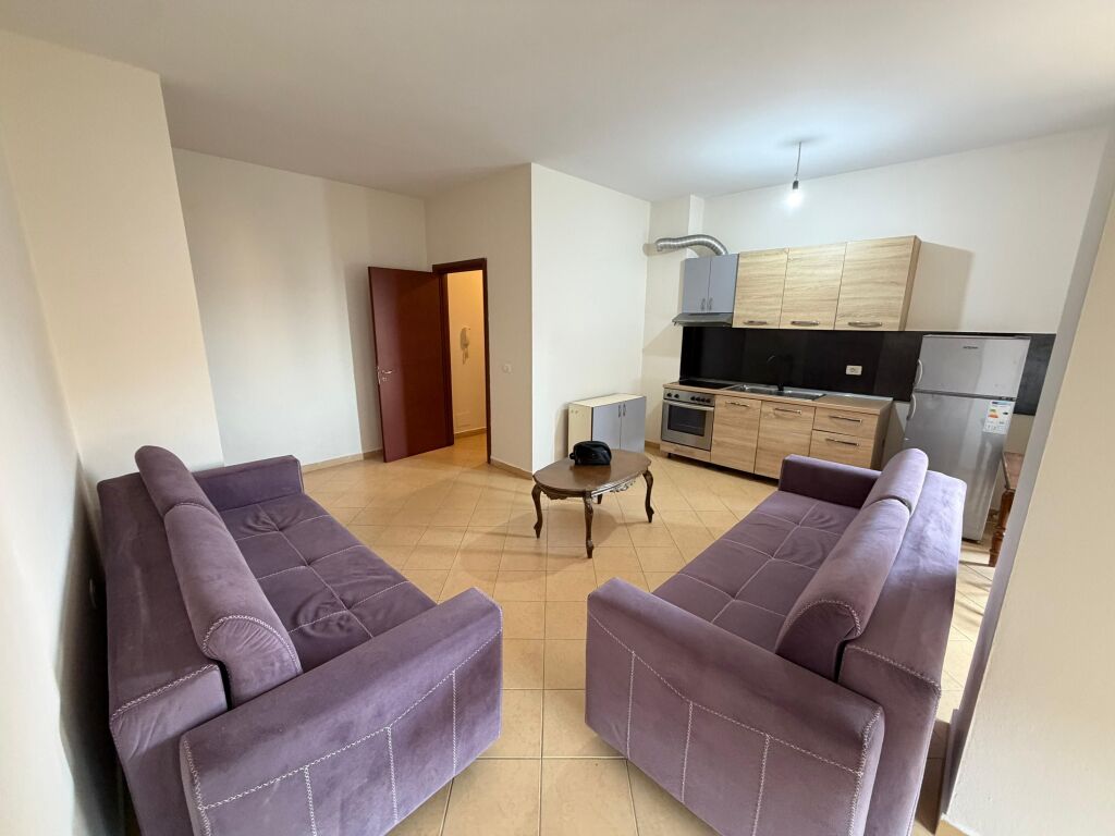 For rent 1+1. 400€. Train Station. Tirane