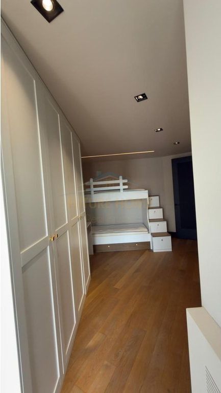 Qera, Apartament 3+1+2+2 Poste Parkimi, Unaza e Re