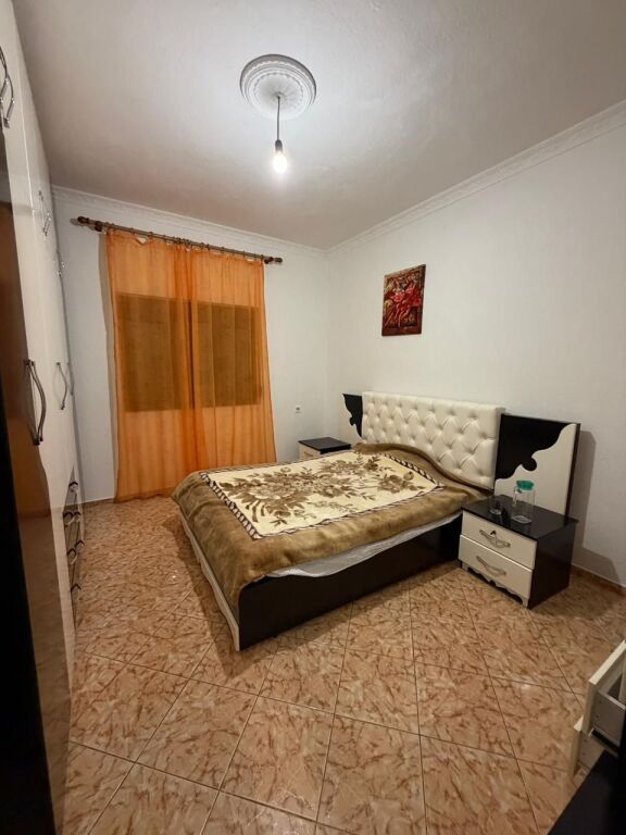JEPET ME QIRA APARTAMENT 2+1, PJESE E KATIT TE VILES