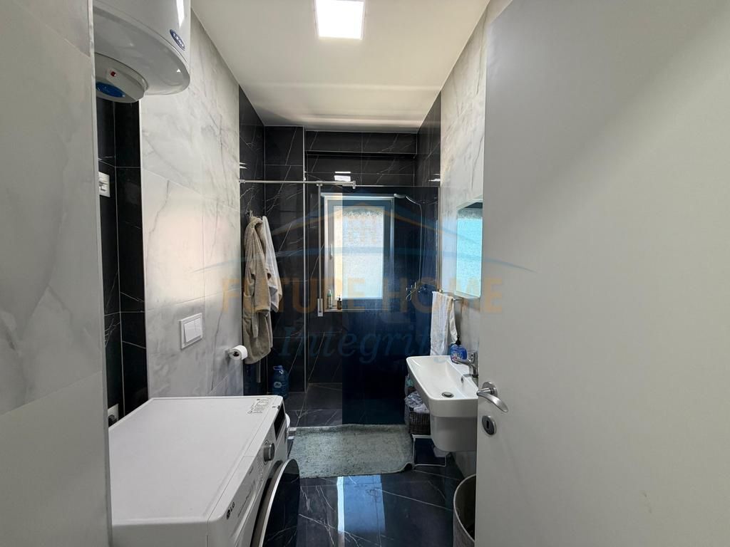 Affitto, Appartamento 1+1, Centro, Tirana.