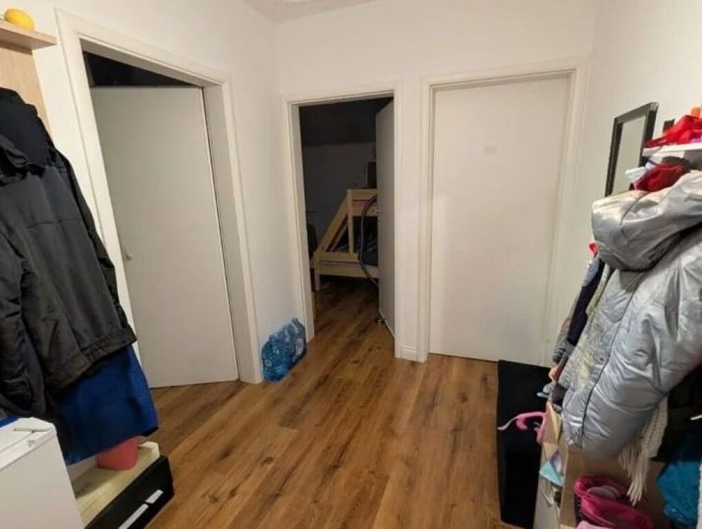 🏢 APARTMENT 2+1 FOR SALE – Kongresi i Lushnjes Street