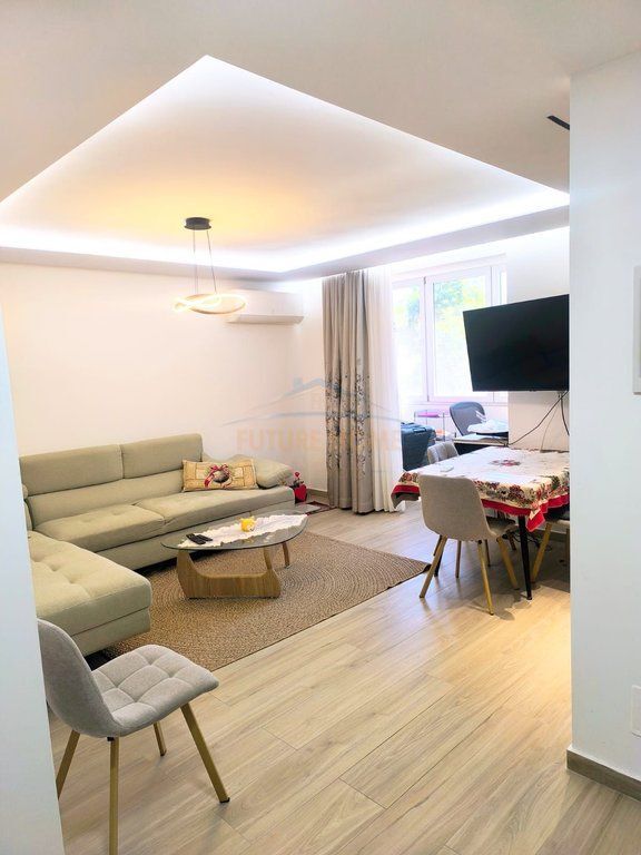 Shitet, Apartament 2+1, Brryli