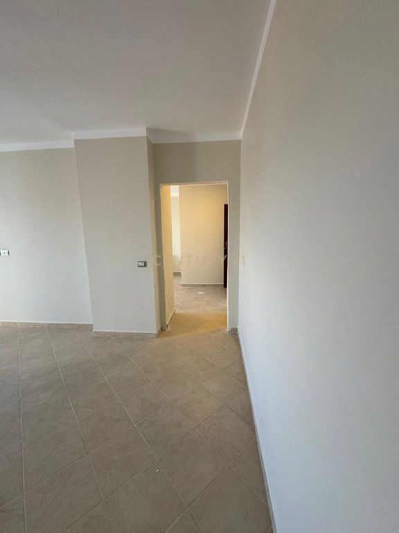Apartament 1+1 Për Shitje në Plazh, Durrës !